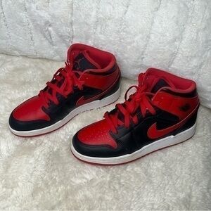 Air Jordan 1 Mid Black and Red Size 5.5Y